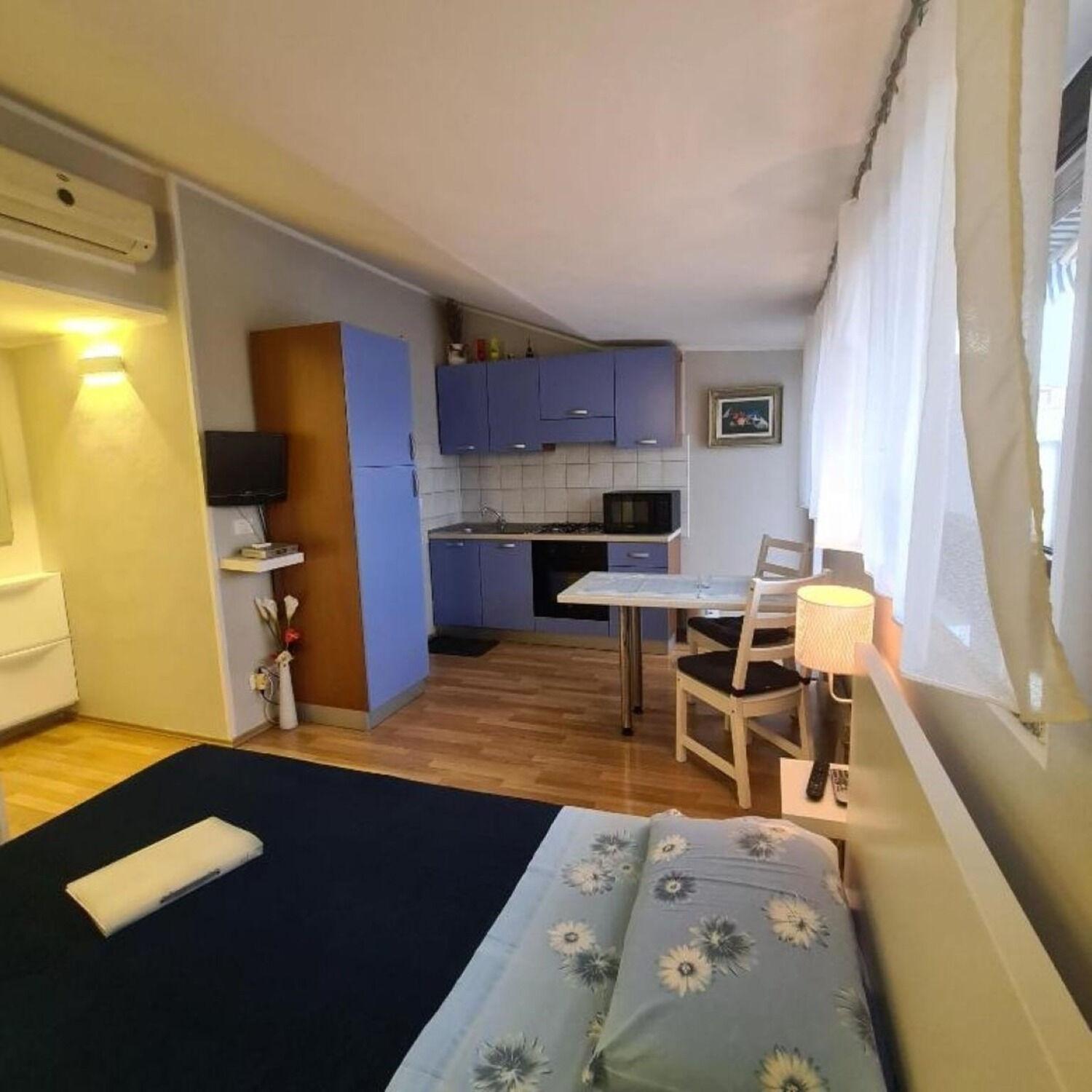 Apartments Berto - 500M To The Beach Ровінь Екстер'єр фото